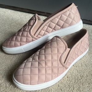 Steve Madden Quilted Pink Slip-on Shoes‎